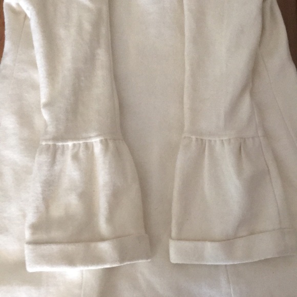 Urban Behavior Coat - Picture 4 of 6